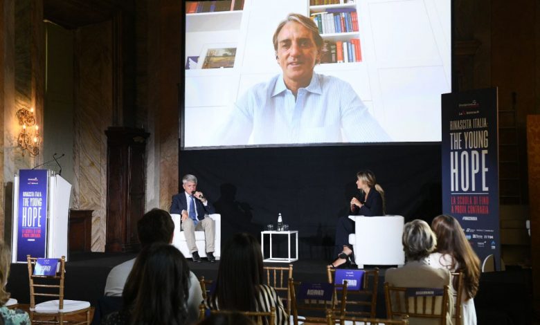 Photo of Il ct degli azzurri Mancini a LaChirico: «Uefa Nations League, daremo la possibilità non solo a chi ha vinto l’europeo di giocare»